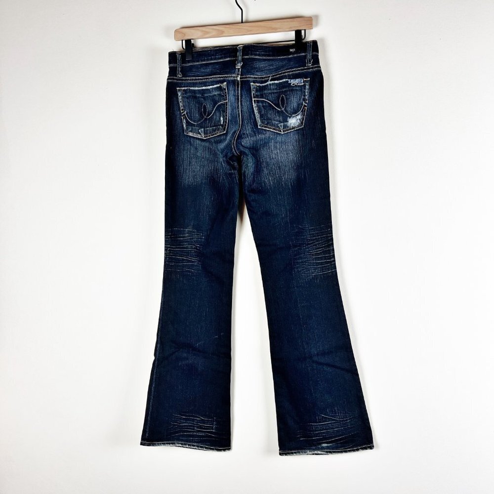 2/$20 Sacred Blue Low Rise Slight Flare Jeans 26 - Picture 3 of 5